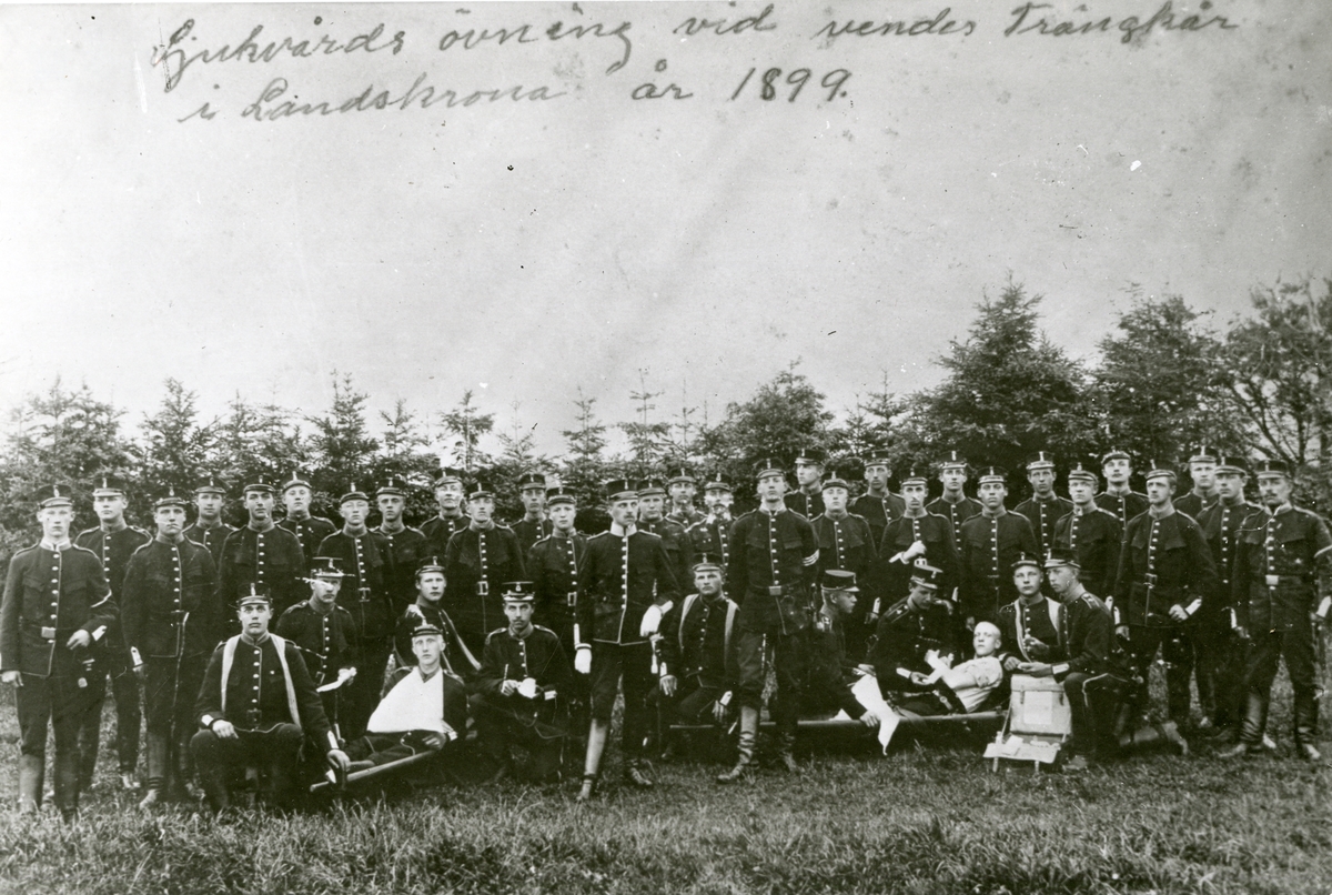 Sjukvårdsövning vid Wendes trängbataljon T 4 i Landskrona, 1899.