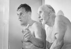 Portrett av Kjell Andersen og Øystein Søvik i badstu.