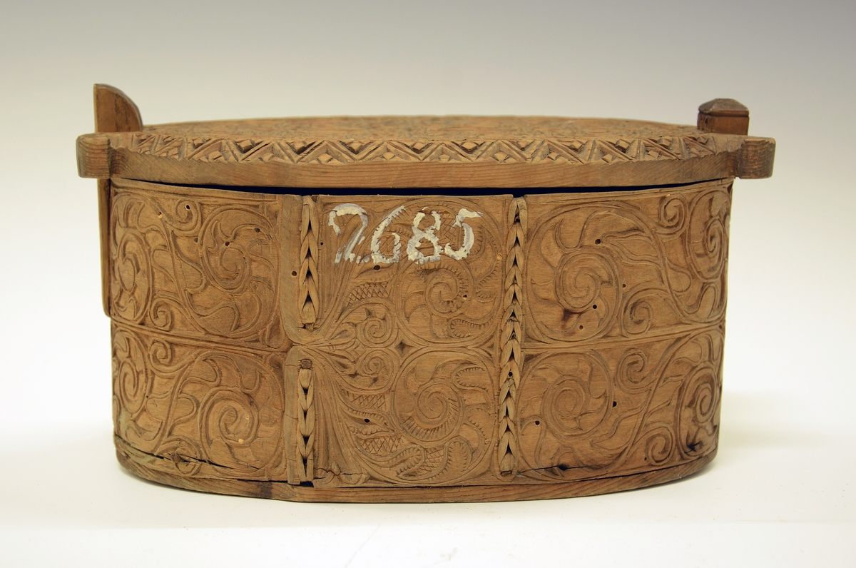 Akantusranker, hjerter, blader