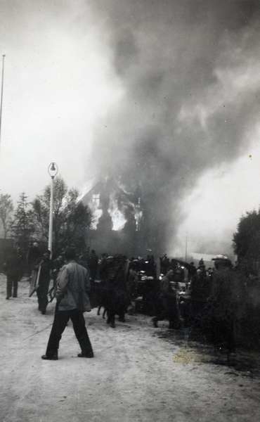 Hus i brann under kampene i Narvik. Industriveien 9 og 11 ?