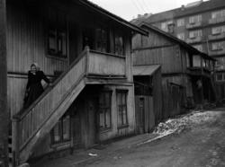 Totengata, gammel gård. Juni 1952