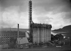 I. C. Piene & Søn i Buvika. Bygging av kornsilo