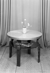 Rundt salongbord/ ekstrabord.