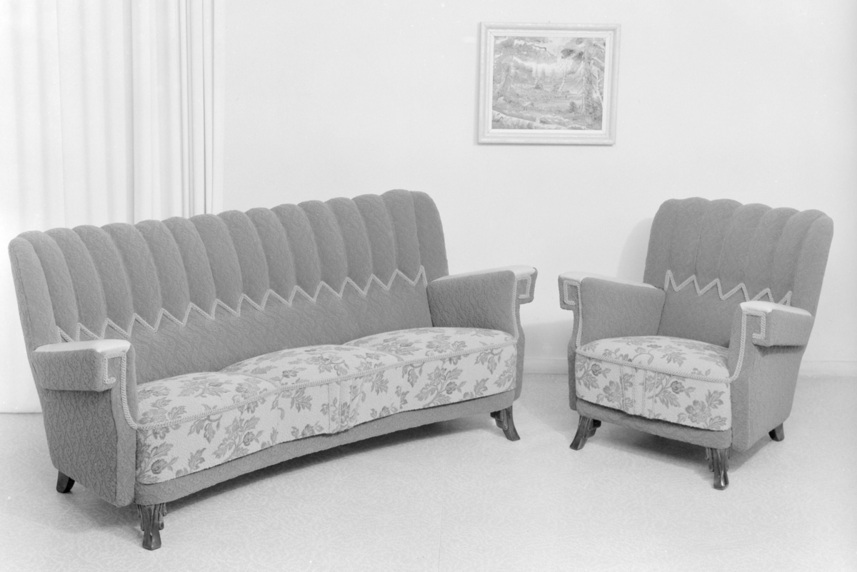 Sofa og lenestol.