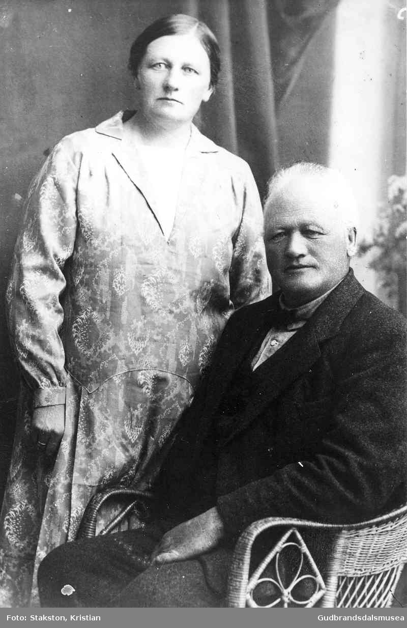 Kristian Stakston (1874-1957) og kona Anne Stakston (1889-1948 f. Viken)