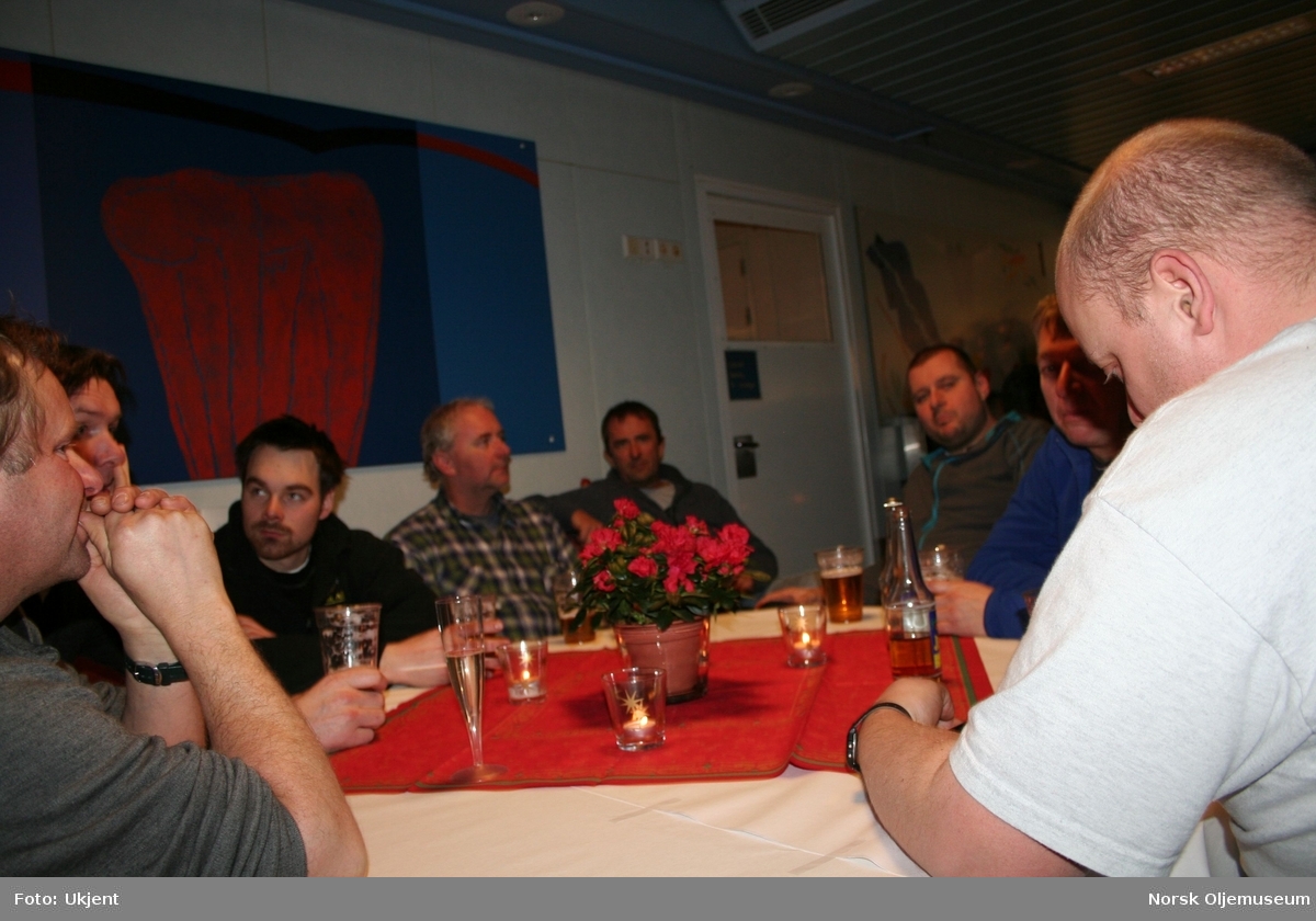 Alkoholfritt øl serveres på Draugen 1.juledag i 2010.