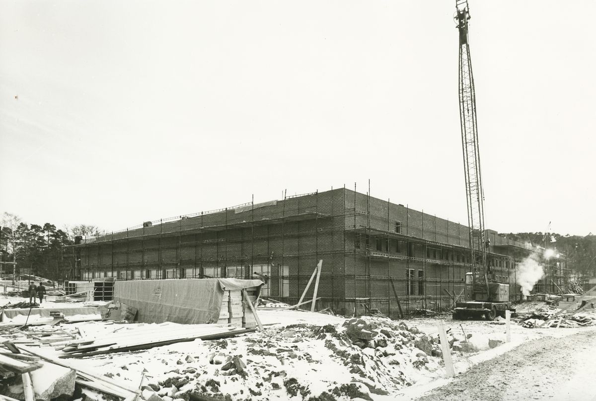 Domus byggnation, Gustavsbergs centrum.
