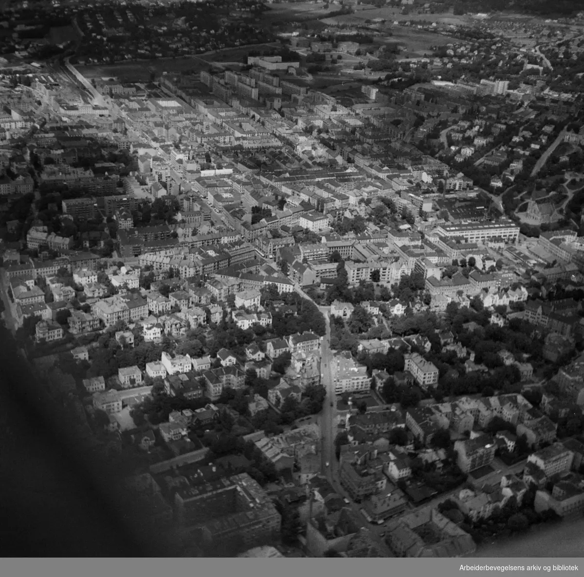 Majorstua - Homannsbyen (flyfoto). Juni 1948