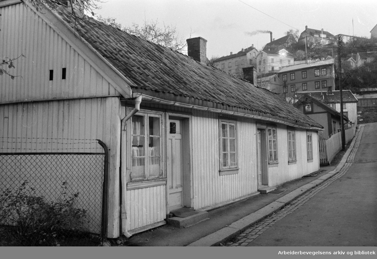 Inges gate i Gamlebyen. Statsminister Per Borten eide huset. Oktober 1966