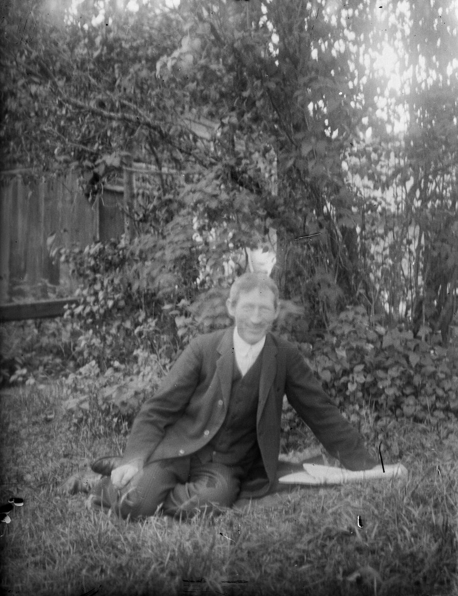 Fotograf John Alinder, Sävasta, Altuna socken, Uppland 1918
