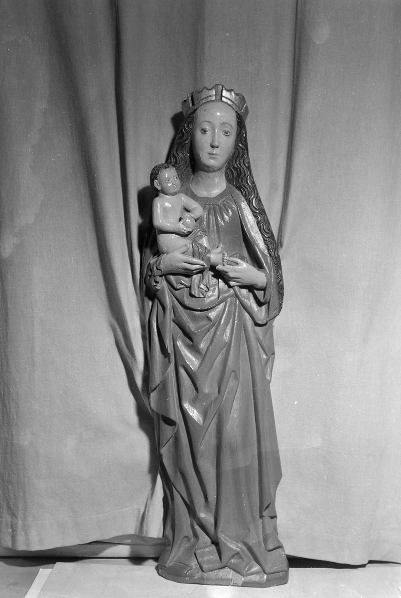 Madonnafigur fra Sandnes