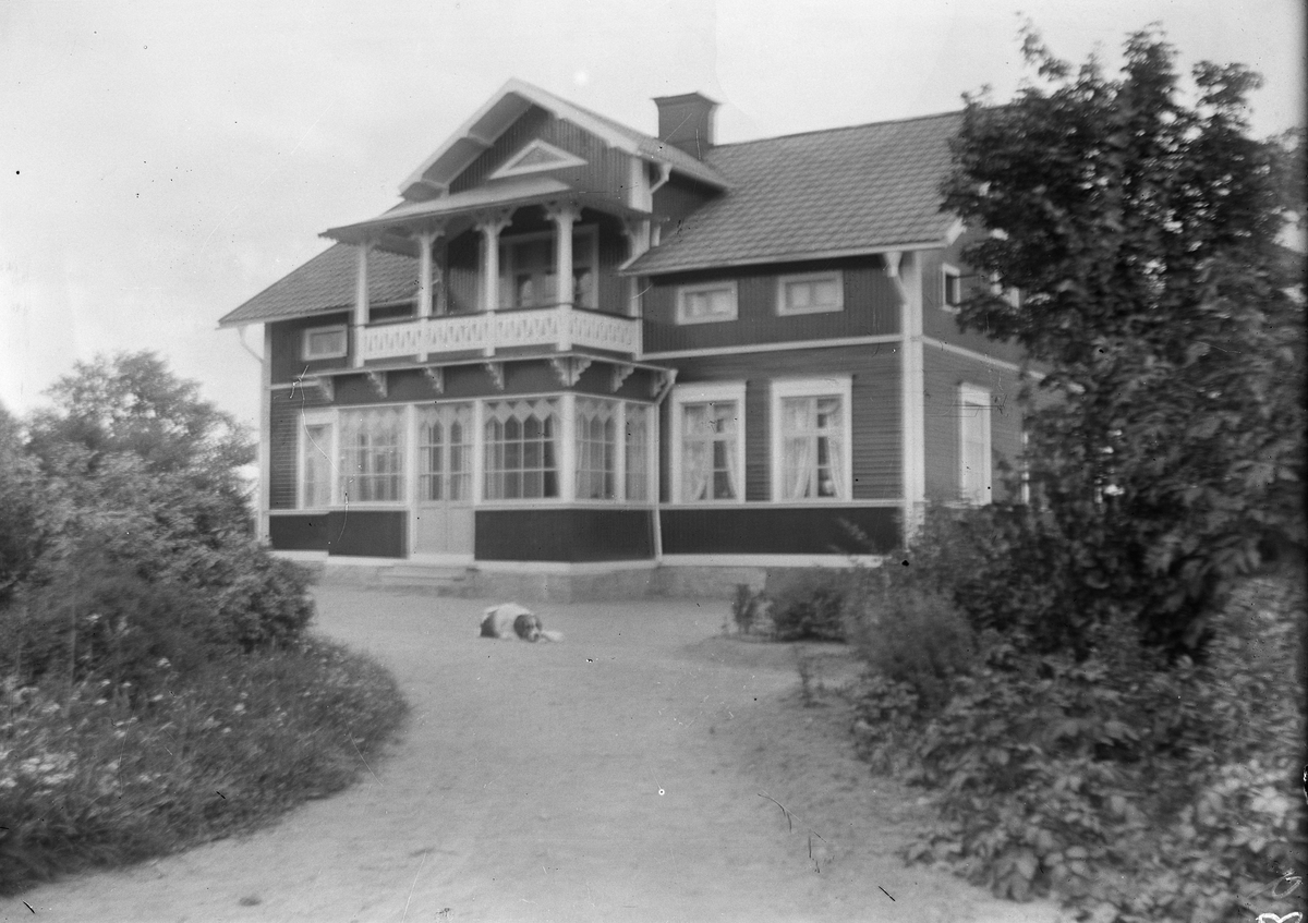 Karlinders hus i Drävle, Altuna socken, Uppland 1908