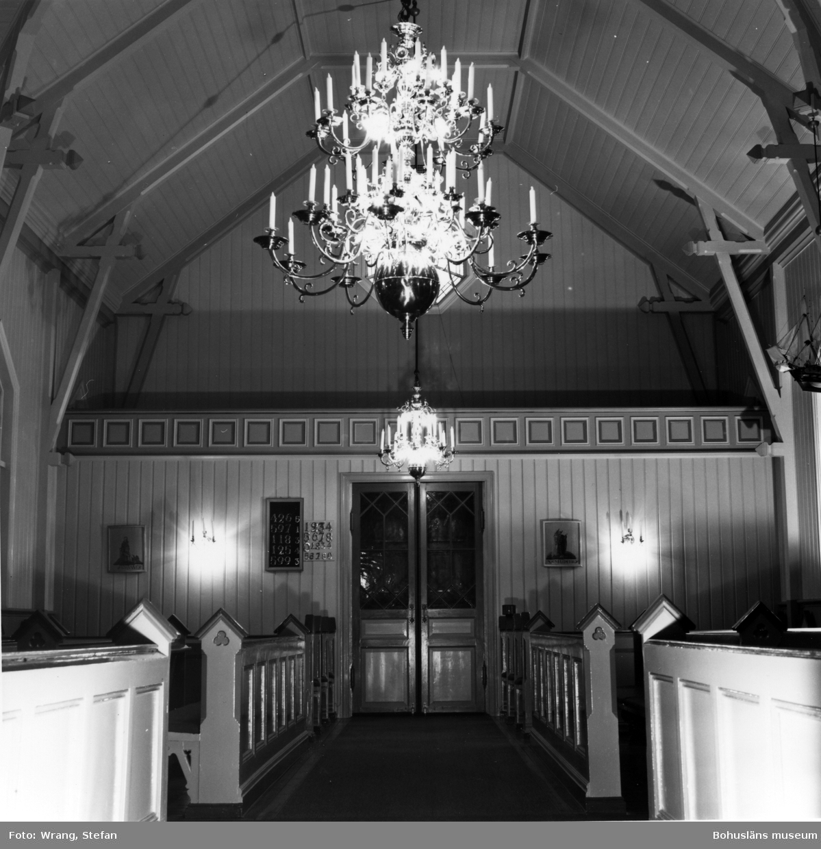 Text till bilden:"Grundsunds kyrka, tvärarm".