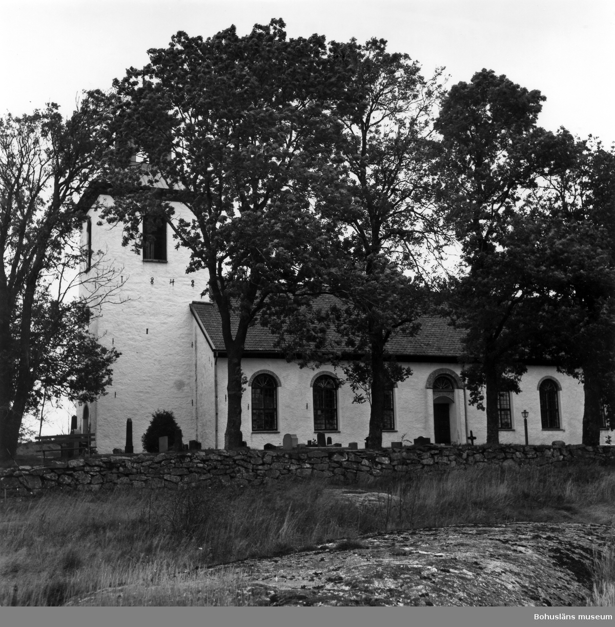 Text till bilden: "Myckleby kyrka. Sydfasader".