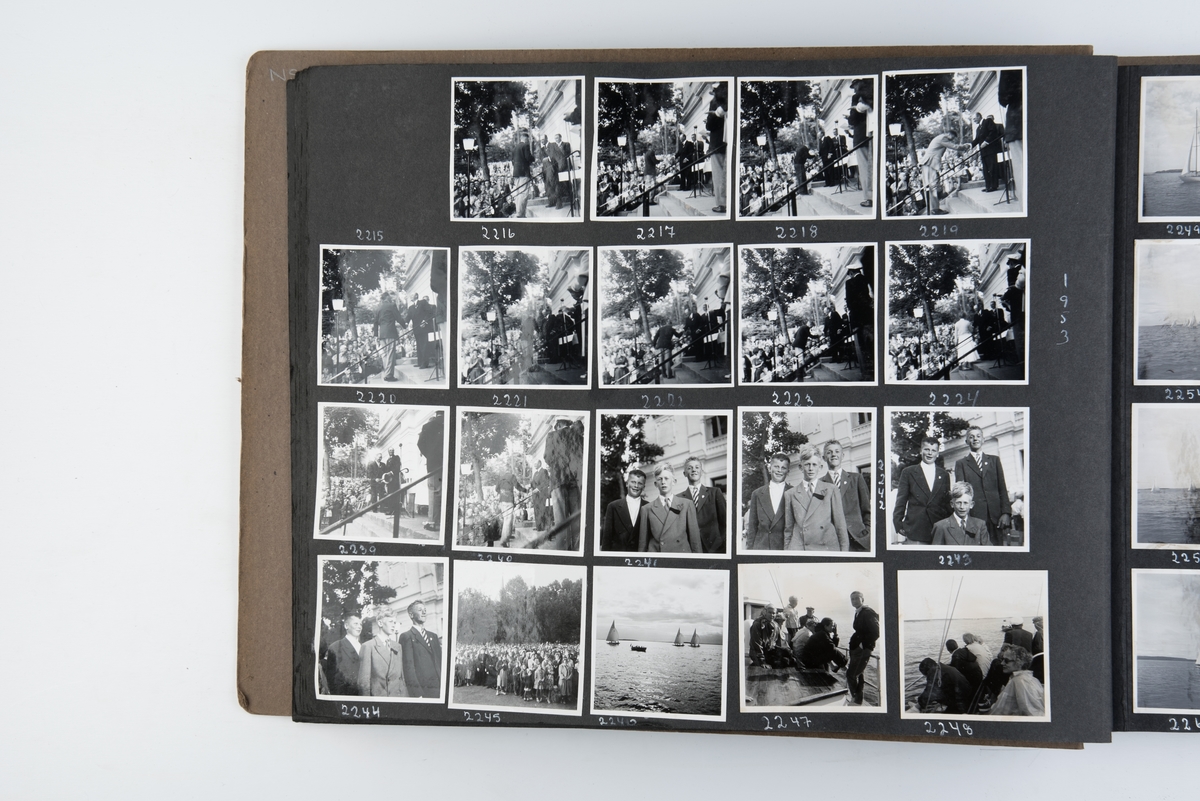 Album med fotografier av sportsseilere og miljøet omkring dem 1953-1955. Fotografert av Grethe Bruu. Album nr. 3.