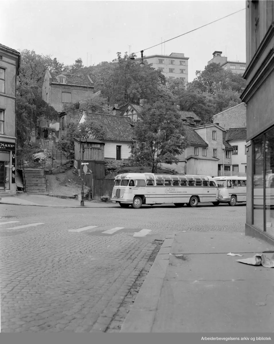 Akersborg ved Fredensborgveien. Oktober 1956