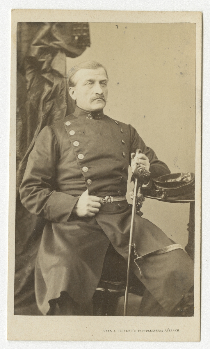 Porträtt av Carl Hofflander, kapten vid Västgöta regemente I 6.