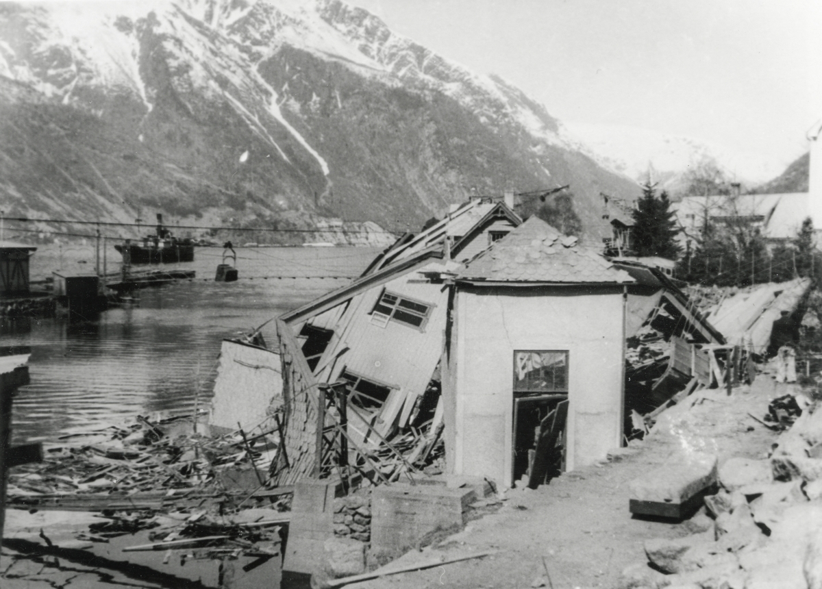 Bombing av bustadhuset "Ulvahiet" i Odda.
