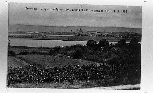 Jönköpings Regemente I 12, ankommer till kasernerna.