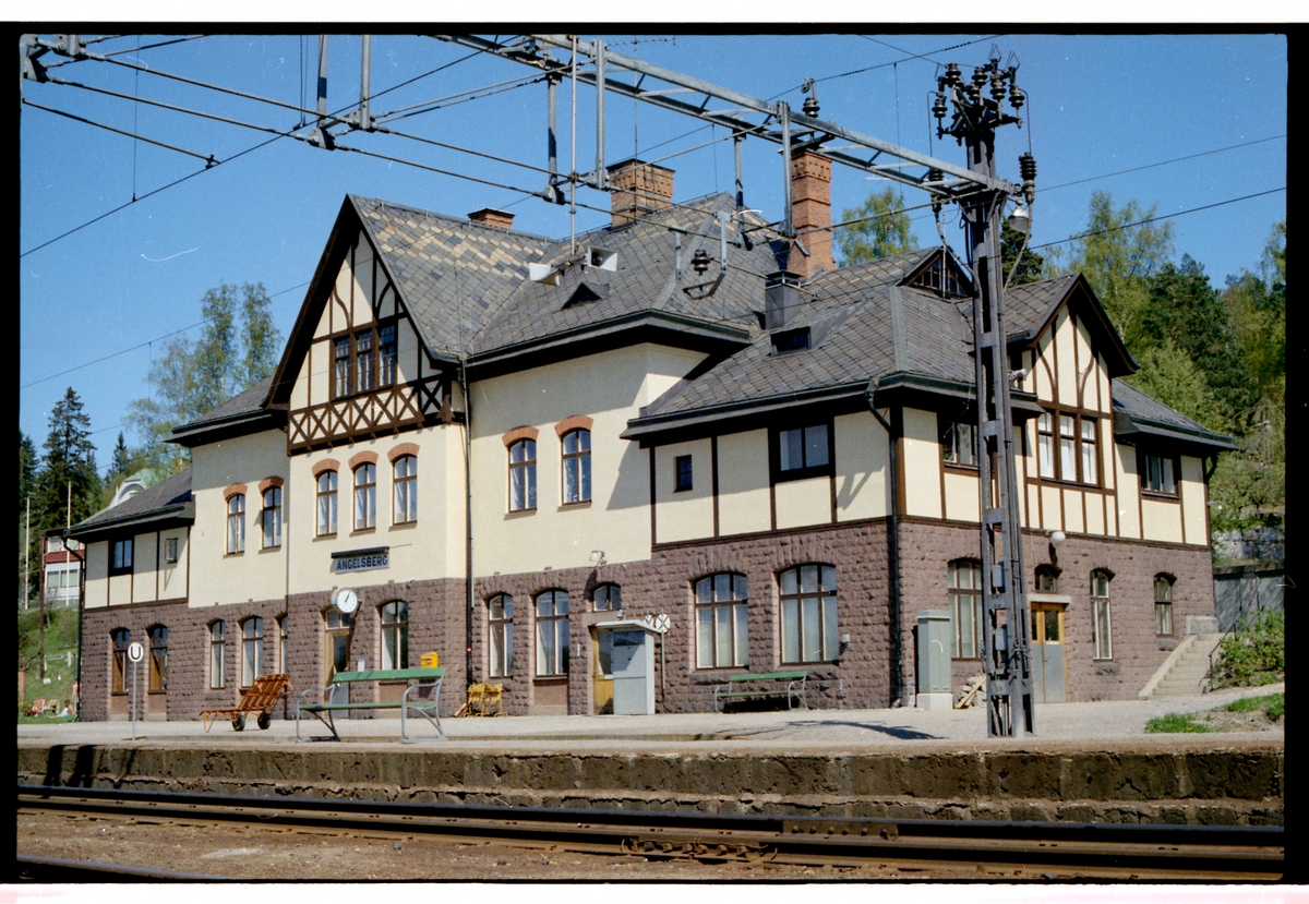 Ängelsberg station.
