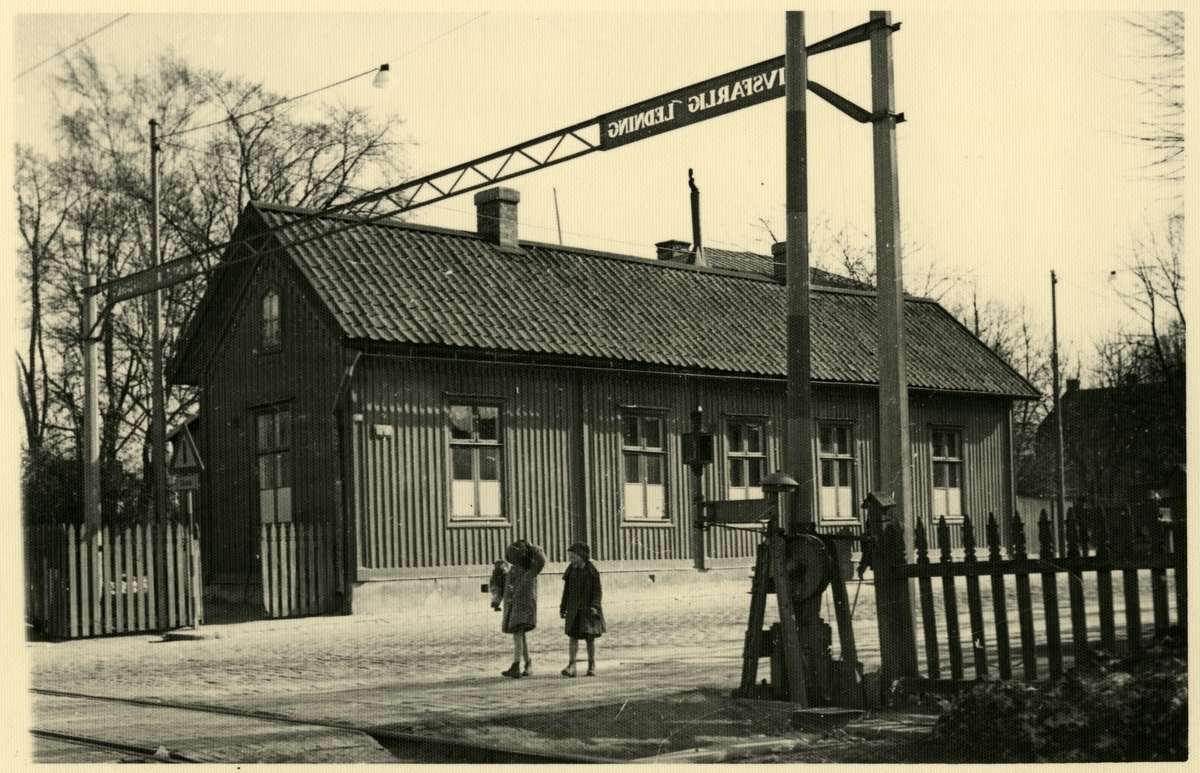 Storgatan 30 i Örebro. Köping - Hult banans (KHJ) första järnvägsstation.
