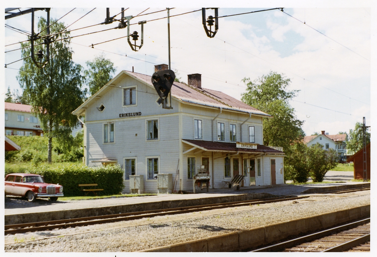 Erikslund station.