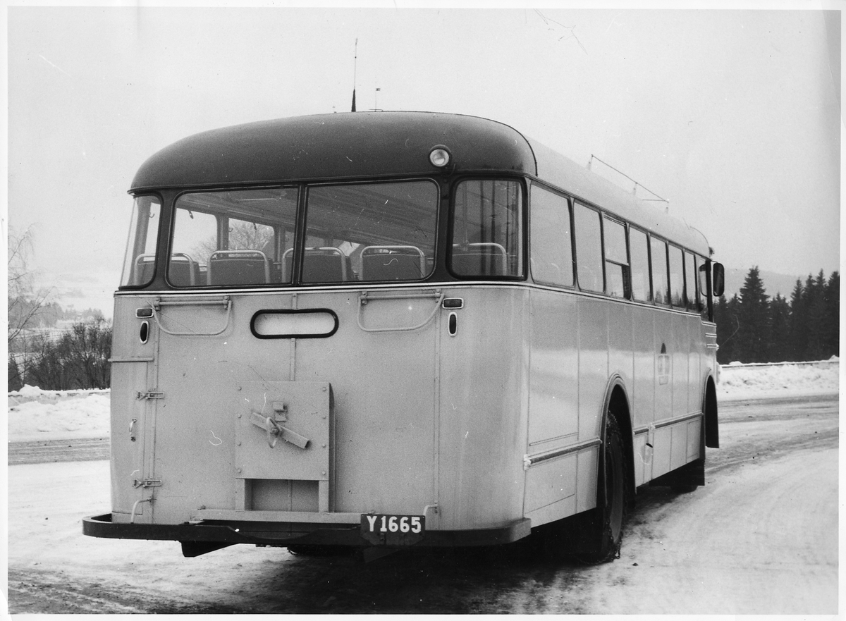 Buss byggd av Alnö Karosserifabrik.