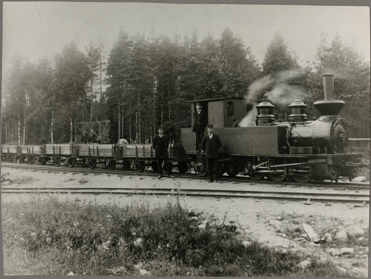 Guldsmedshyttan - Gullblanka Järnväg, GGJ tåg med lokförare Valter Pettersson.
