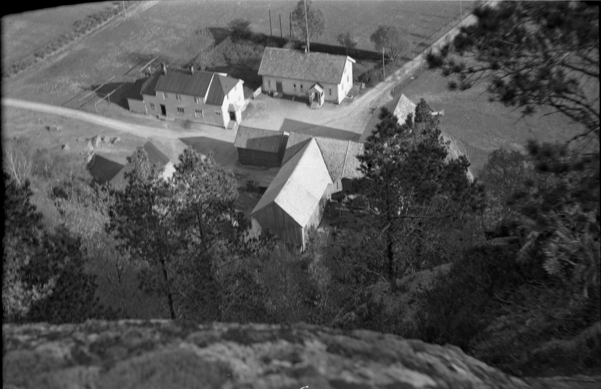 Bygninger ved sameskolen i Havika sett ovenfra