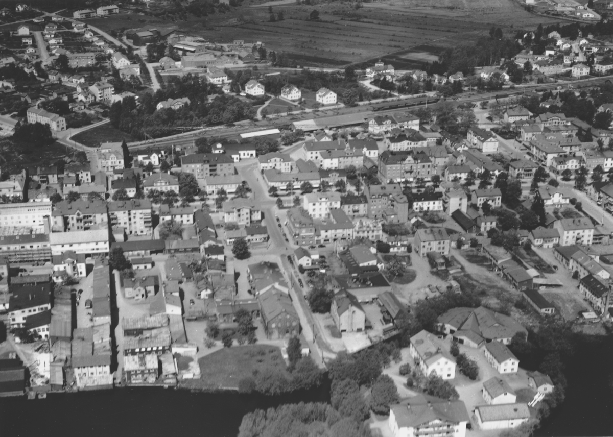 Flygfoto över Tranås i Jönköpings län. Nr R 658.