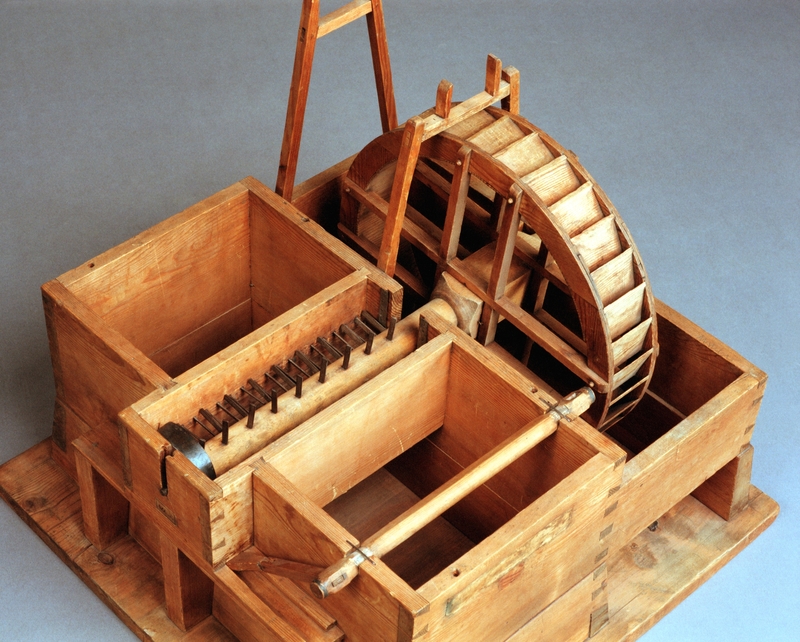 Modell av tegelslagningsmaskin, tillverkad av Christopher Polhem.
