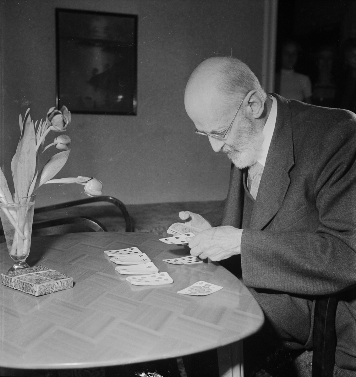 Professor Olof Östergren på pensionat Skogsgården, Storvreta 1954