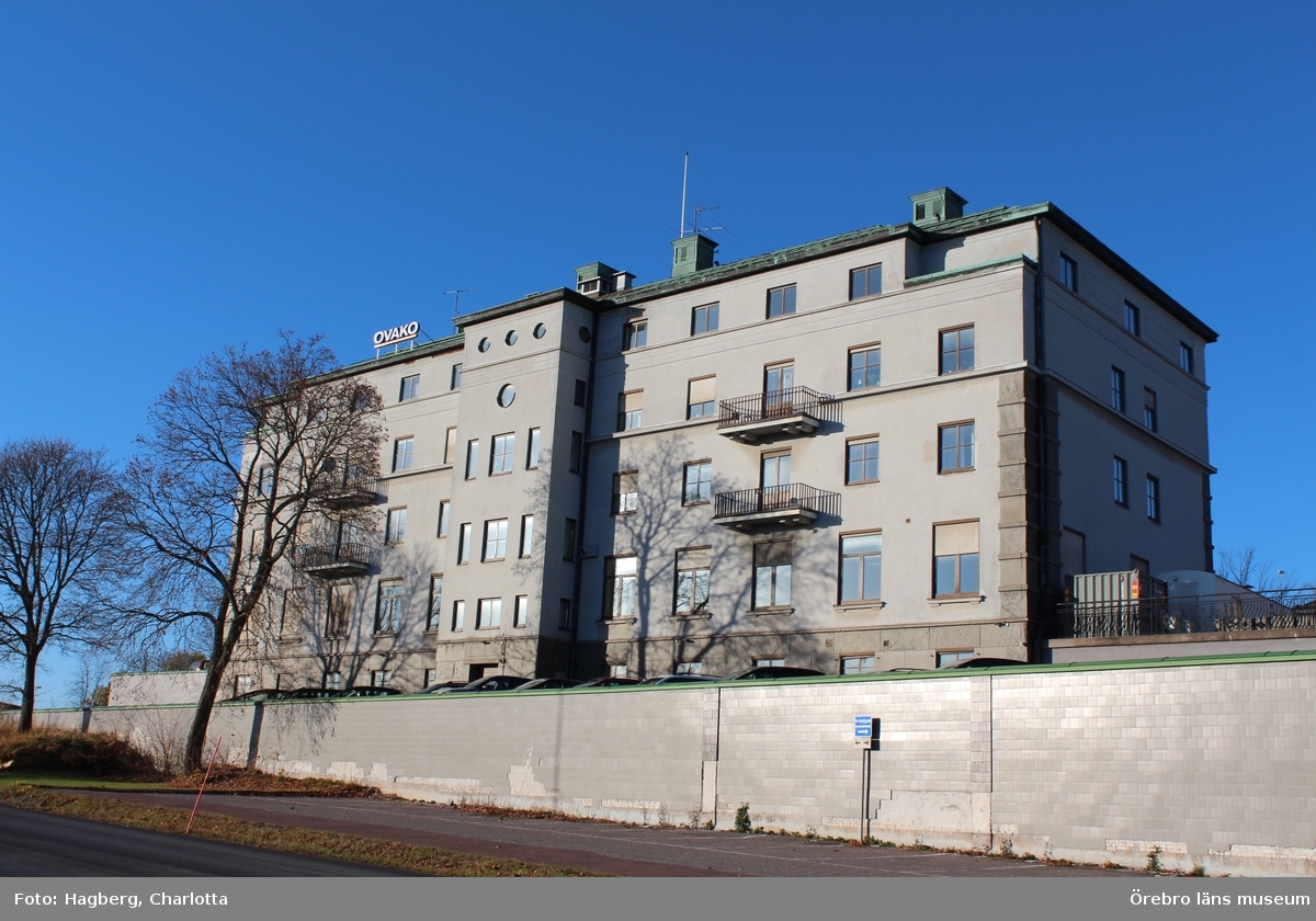 Centrum. Gökytan 2 (Blå huset, Karlskoga Härads Sparbank). Inventering av kulturhistorisk bebyggelse I Karlskoga tätort