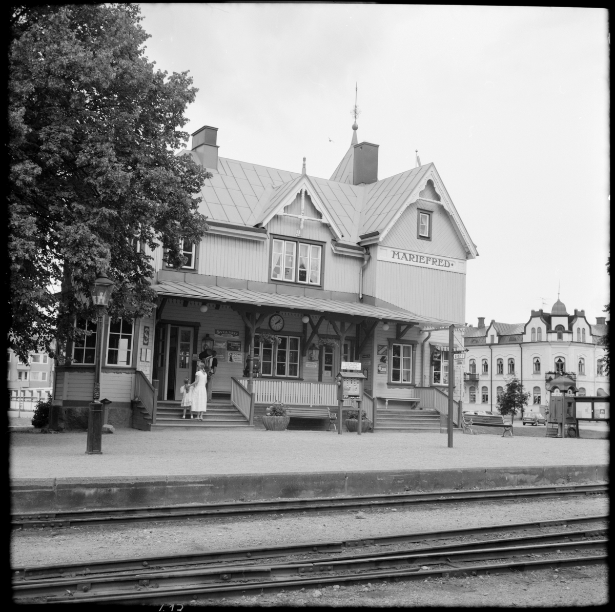 Mariefreds stationshus som användes av Museijärnvägen, Östra Södermanlands Järnväg, ÖSlJ.