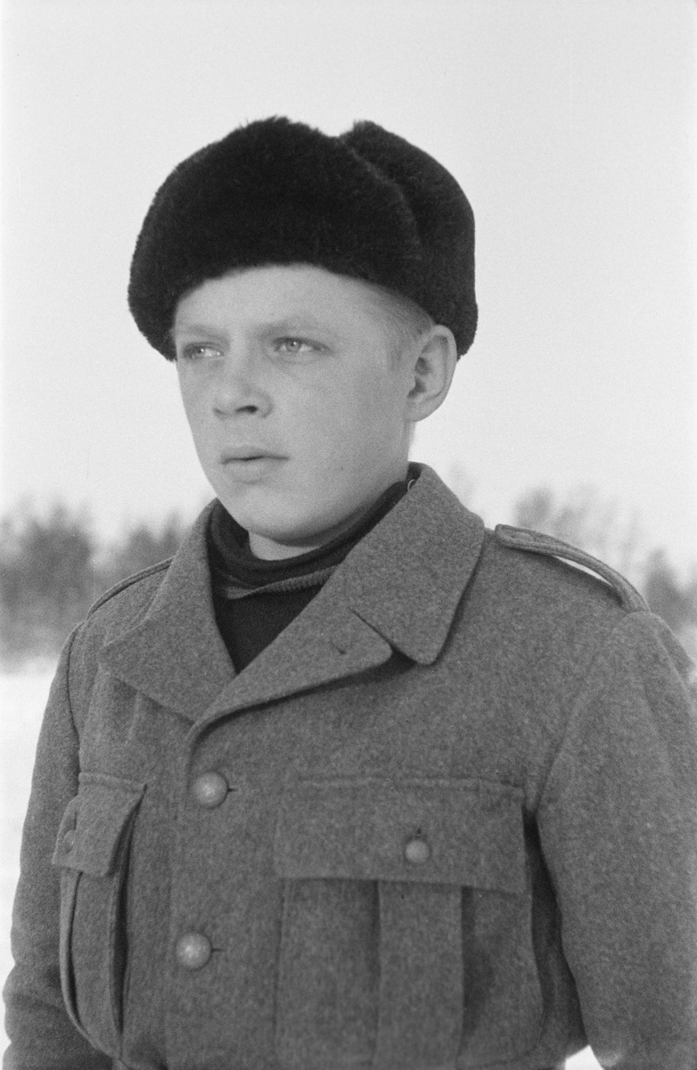 Porträttfoto av Annas Mäkihannen, finsk frivillig under finska vinterkriget. Bild från F 19, Svenska frivilligkåren i Finland, 1940.