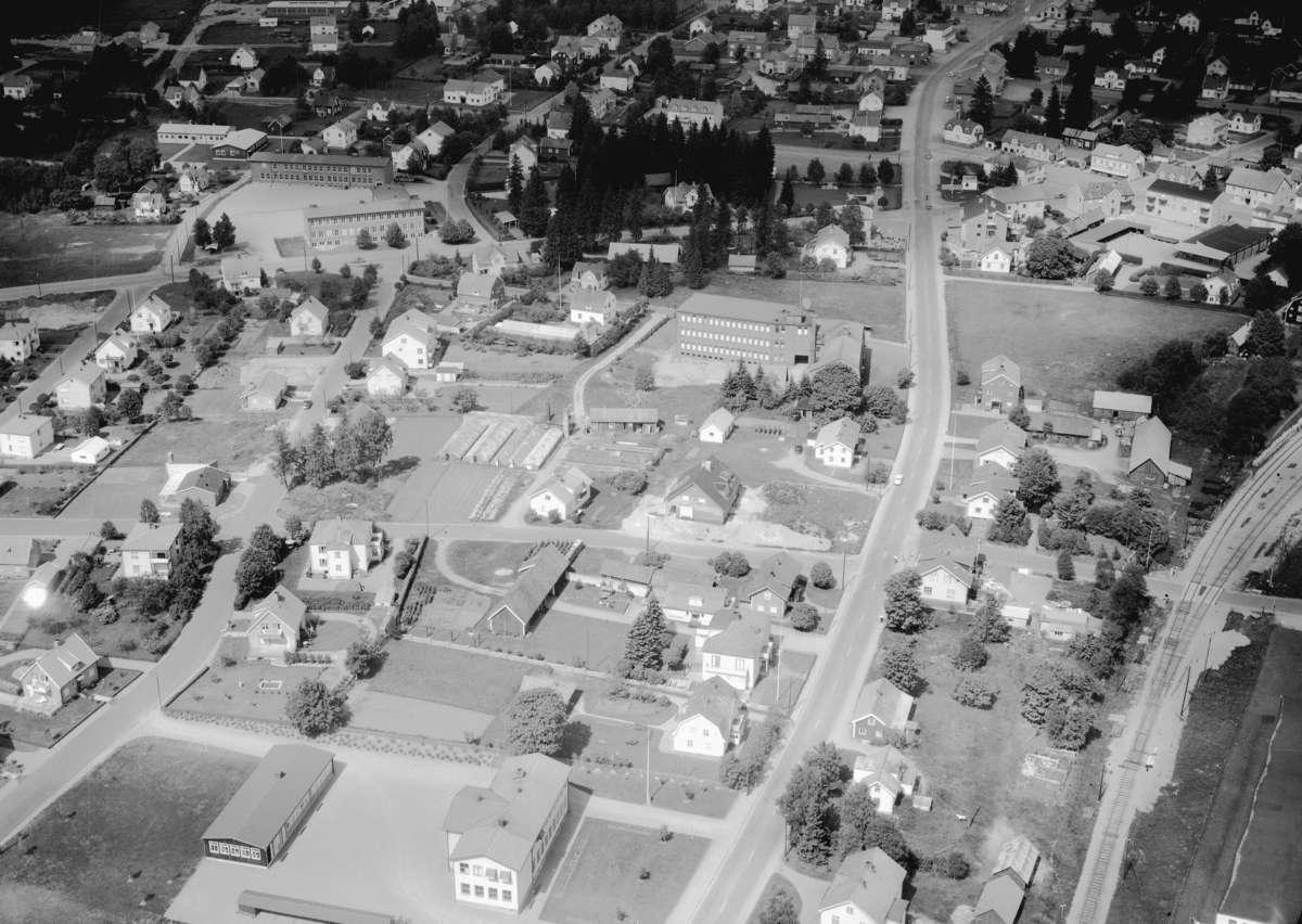 Flygfoto över Smålandsstenar i Gislaveds kommun, Jönköpings län. Nr 1131/1961