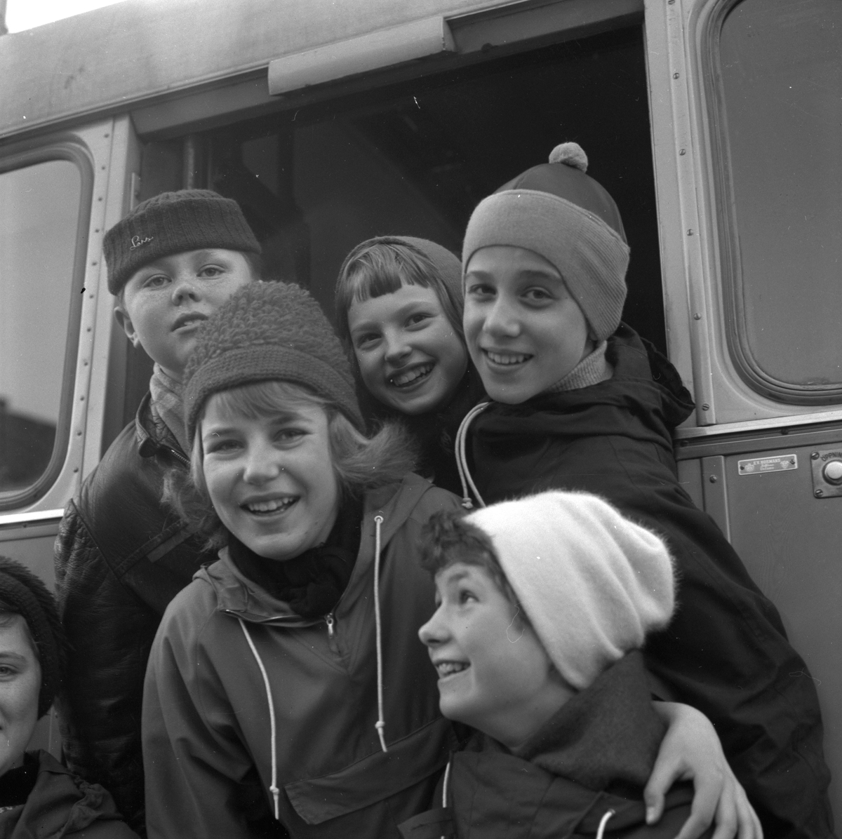 Skolbarn till Hästnäs. 
11 februari 1959.