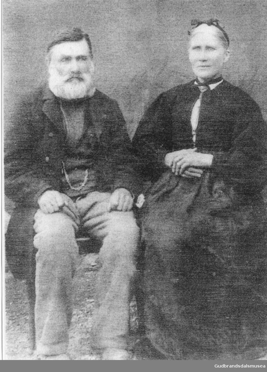 Ekteparet Sylfest Ramstad (1830-1898) og Marit Ramstad (f. Håve 1837)