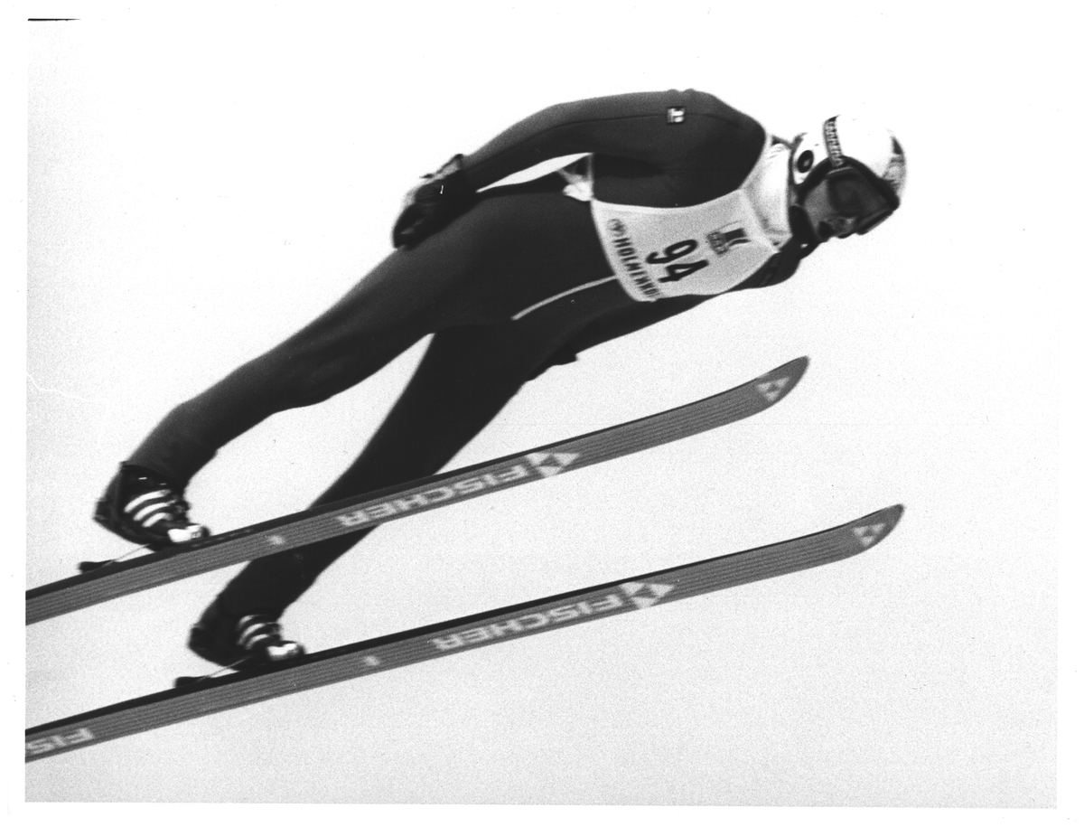 Roger Ruud 1ste hopp i Kollen - DEXTRA Photo / DigitaltMuseum