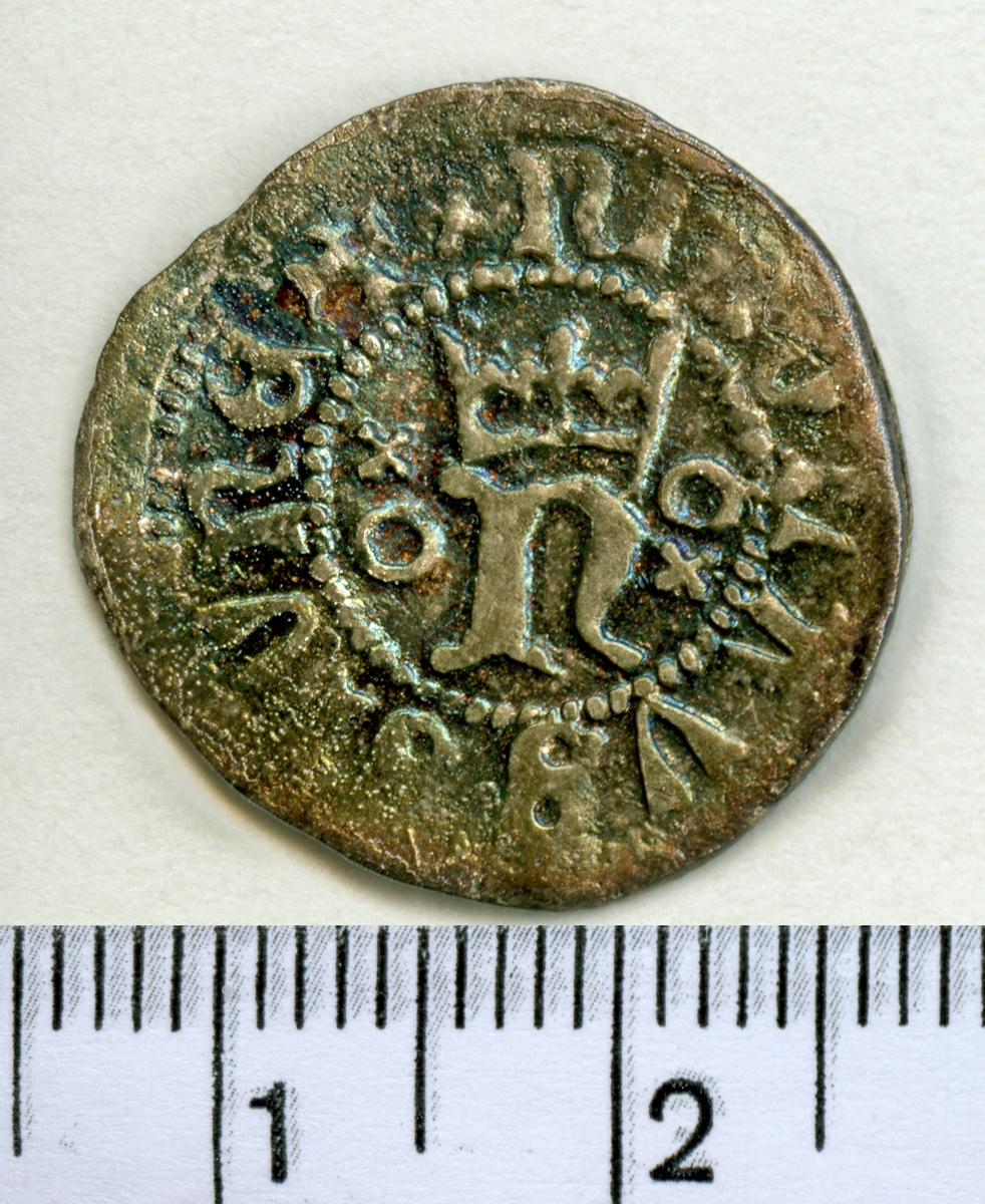 Mynt, sentida kopia av örtug, Nils Sture.

Myntet är i 2 delar som visar fram och baksida.
