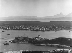 Prot: Panorama af Bodø II
