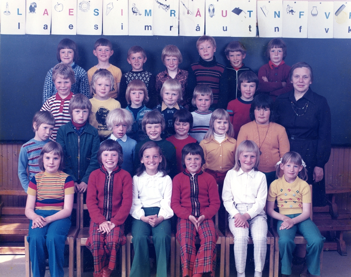 1. klasse Fagertun skole høsten 1974