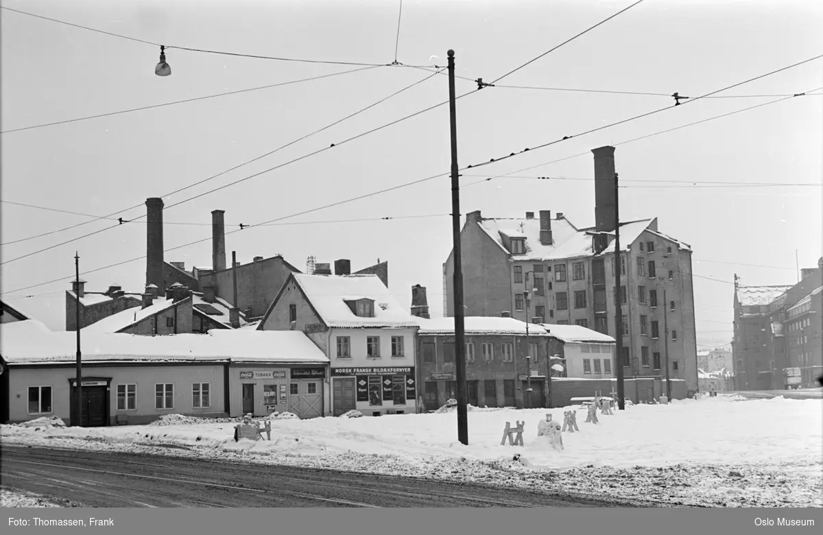 gateløp, bygårder, trehusbebyggelse, Oslo tollsted, snø