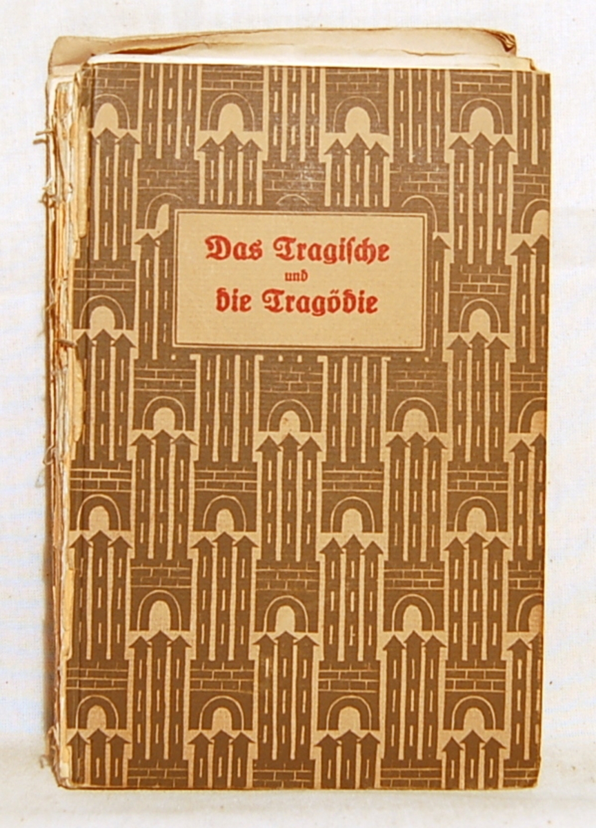 På bokens forside stiliserte tårne og porte