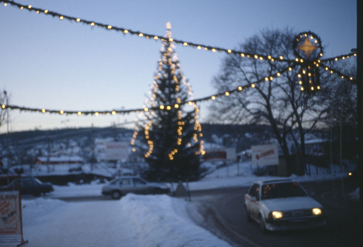Julegate i Lillestrøm, ved stasjonen.