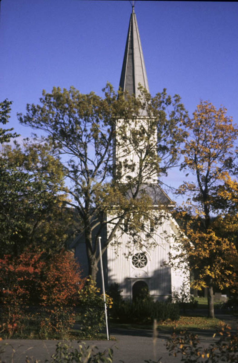 Lørenskog kirke