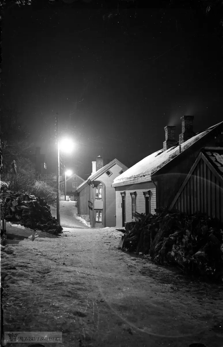 Natt ved Gjenstad.