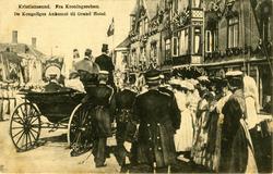 Fra Kroningsreisen i 1906.."De kongeliges ankomst til Grand 