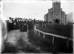Frå bryllupet til Iver H og Ingeborg Brekken 14.07.1904..Eid