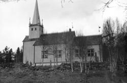 "Lesjaskog kirke fra 1690 1 pinsedag 12.mai."